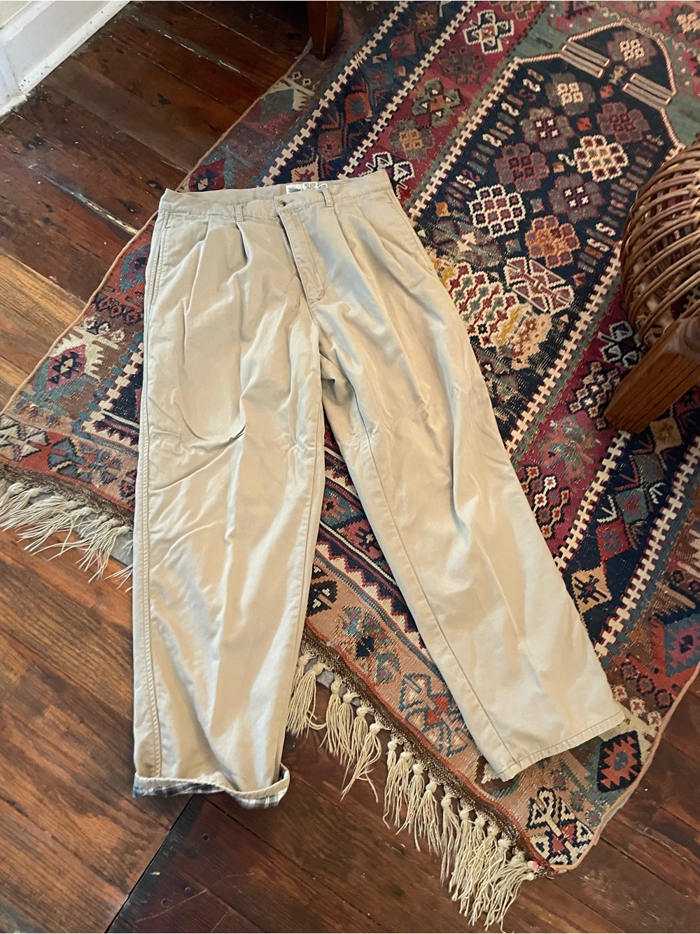 Eddie Bauer Vintage Flannel Lined Pleated Chinos in Light Tan 35 x 30
